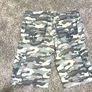 Mens Rock Revival Camo Shorts